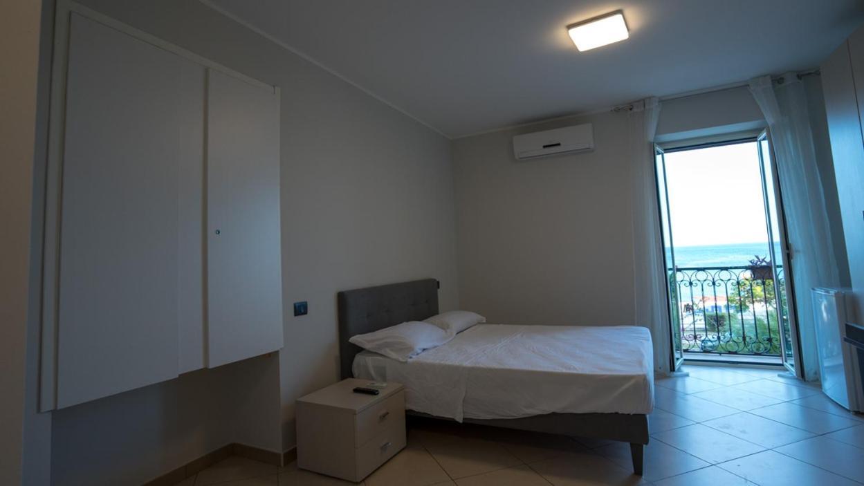 Hice Room Lungomare Fronte Mare Catanzaro Dış mekan fotoğraf